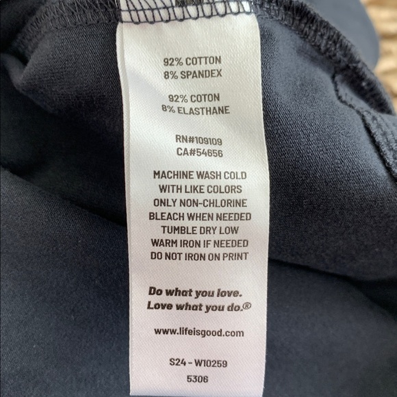 Life Is Good Heart Rays Crusher-FLEX Hoodie Tunic - Picture 13 of 15